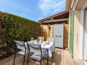 Holiday Home Les Jardins de la Palmyre-2 by Interhome